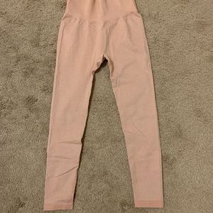 Seamless Flow Super High Waisted 7/8 Leggings